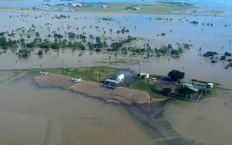 إجلاء سكان قرية نائية بمروحيات بسبب