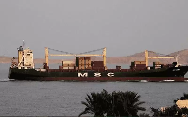 الأردن يتحفظ على سفينة لوثت خليج