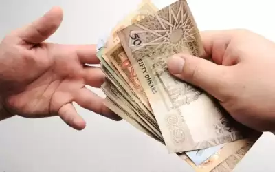 بلدية الزرقاء تطالب مواطنين بأموال