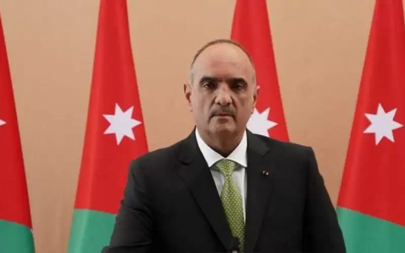 الخصاونة في جولة تفقدية بالبلقاء اليوم