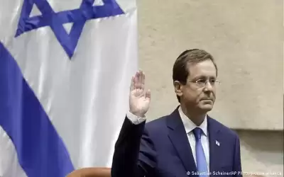 الرئيس الإسرائيلي: نعيش وضعا خطيرا جدا