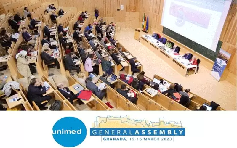 عمان الأهلية تفوز في انتخابات مجلس