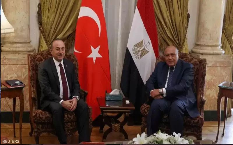 وزير الخارجية التركي يصل القاهرة.. أول