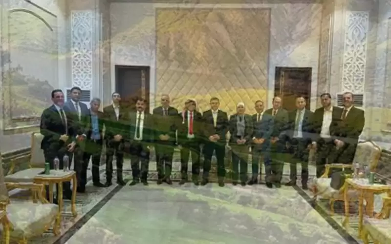 وفد نيابي يلتقي وزير النقل المصري