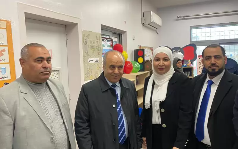 وزير التربية يتفقد مدرسة مادبا الأساسية