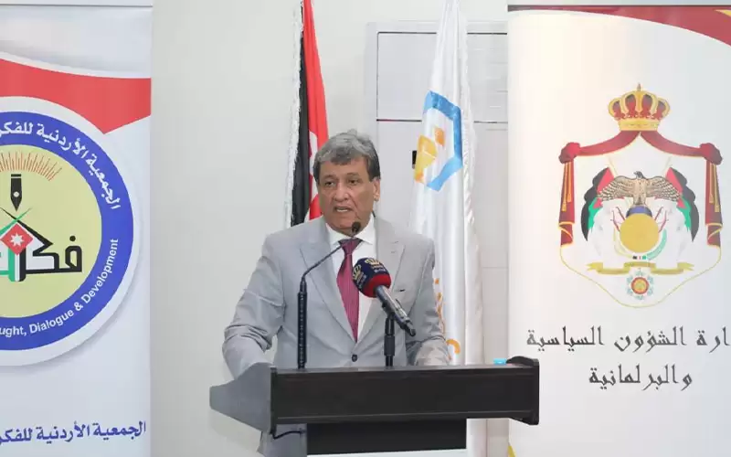 عزايزة: العمل الحزبي محمي بالقانون وبالضمانة