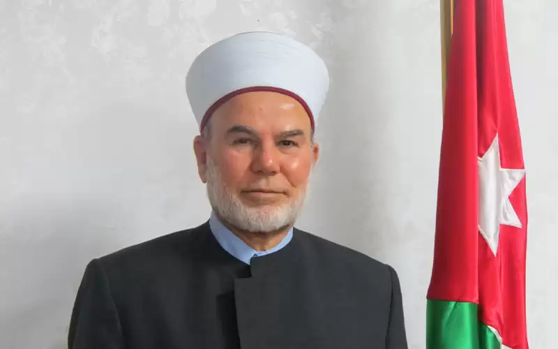 مفتي المملكة يدعو لتحري هلال شهر