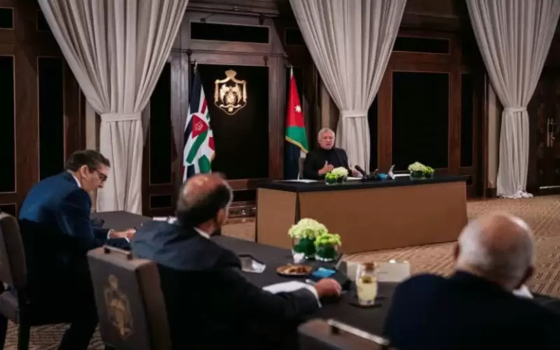 الملك: مجلس الاعيان بيت خبرة