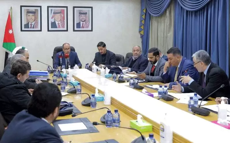 توصية نيابية بإحالة عطاء هدم مدرسة