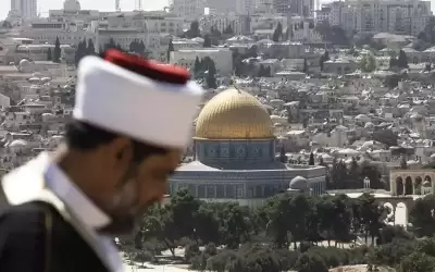 إسرائيل تضيق وصول أهالي الضفة للمسجد