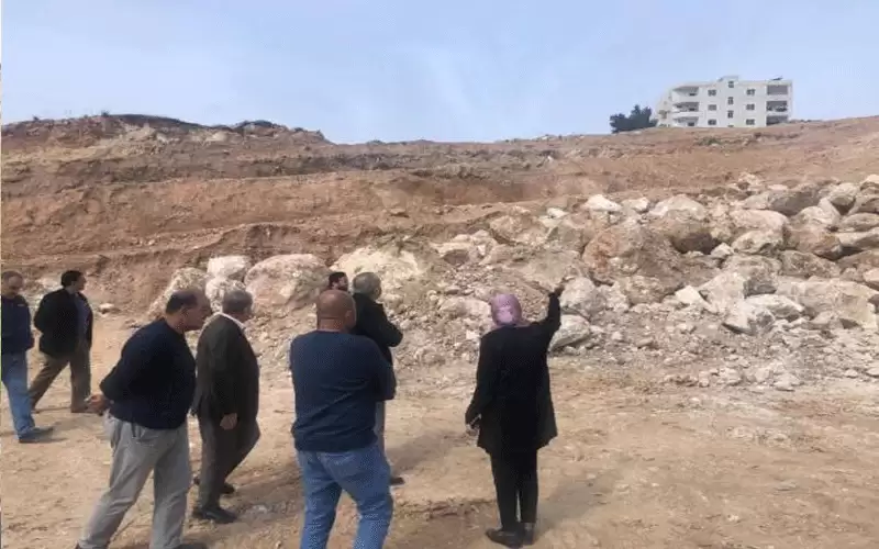 أبو السمن: أسبوع لصيانة جدار استنادي