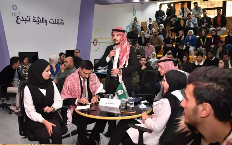 الملك في عيون الطلبة حوارية في