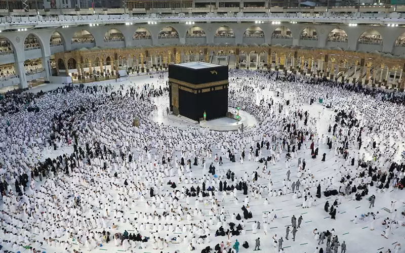 رسائل هاتفية متضاربة تضع حجاج الأردن