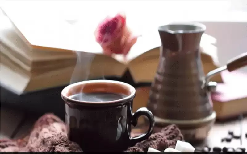 الشاي والقهوة والتدخين .. هذه أفضل