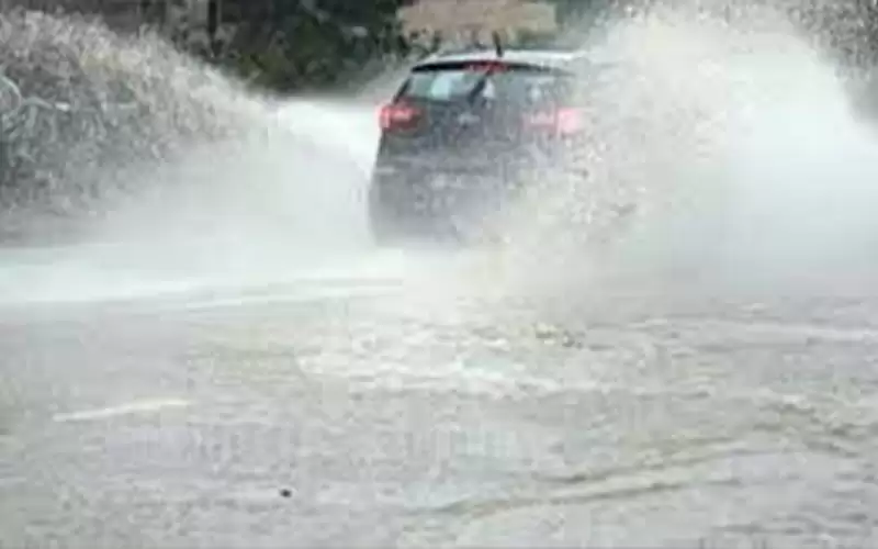 أشغال الكرك تفتح غرف عمليات للتعامل