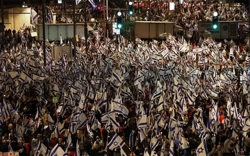 تصريح وزير الجيش يثير عاصفة في