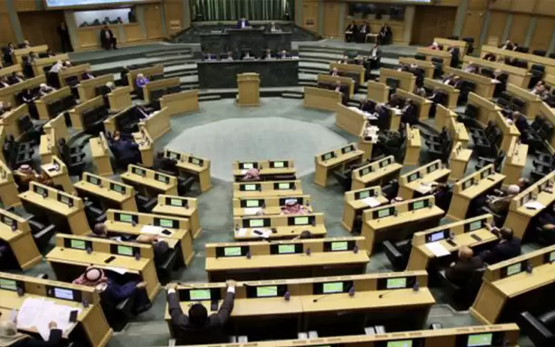 الإعفاءات الطبية تثير الجدل مجددا تحت