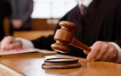 الحبس لسارق مركبة أوهم صاحبها انه
