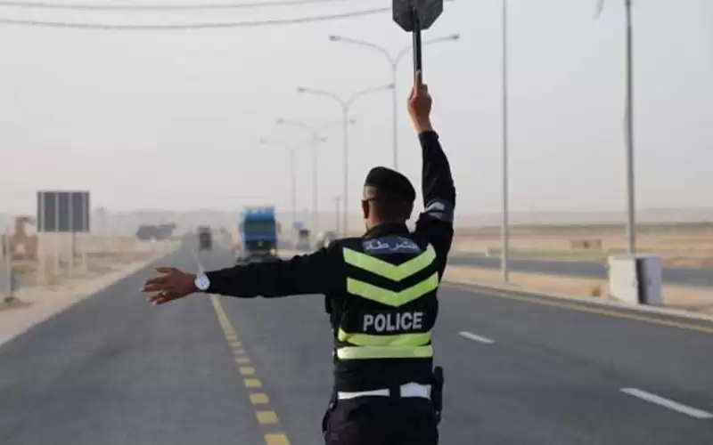 ضبط سائق غير مرخص لمركبة شحن