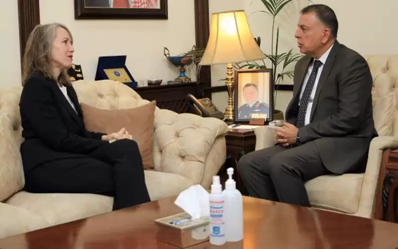 وزير الداخلية يلتقي المنسقة المقيمة للأمم