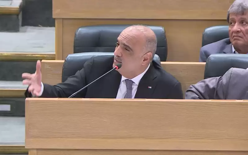 الخصاونة: حوالي 5 آلاف طبي تذهب