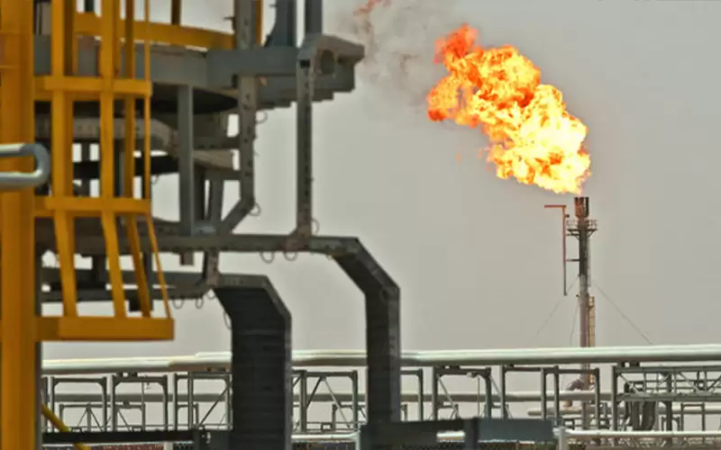 العراق يطلق الإنتاج في مصفاة جديدة