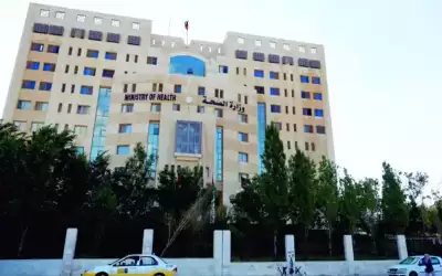 فاقدون لوظائفهم في وزارة الصحة -