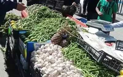 حملة على البسطات والبيع العشوائي في