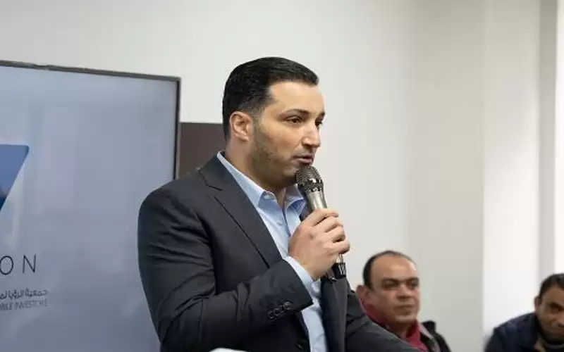 علوش: إقرار استراتيجية التجارة الإلكترونية سينعكس