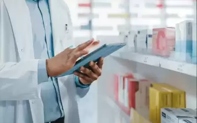 نقابة الصيادلة تجتمع مع البنك المركزي