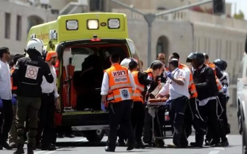 إصابة جنديين إسرائيليين بعملية طعن قرب