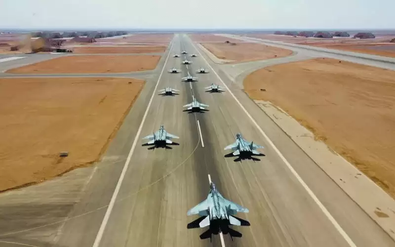 مصر تستورد كمية كبيرة من الأسلحة