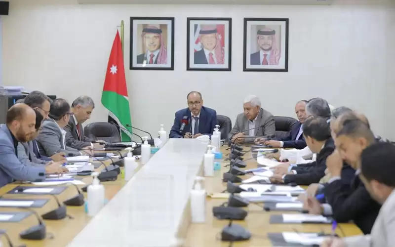 مالية النواب توصي بتحويل ملف التخلص