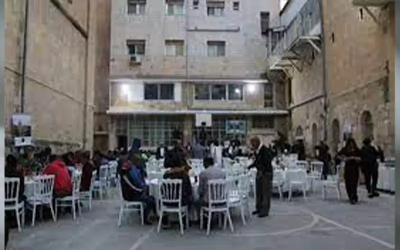 إفطار تكريمي لعمال الوطن في السلط