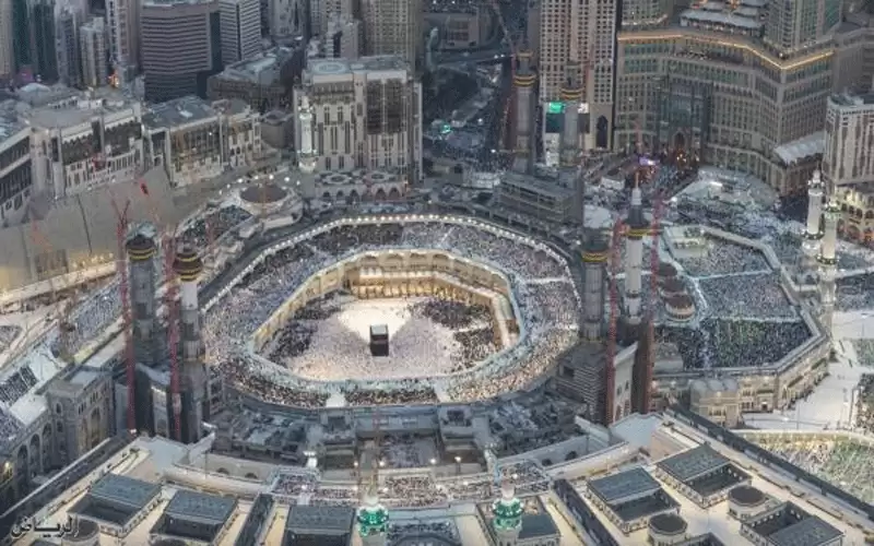 اكتمال التجهيزات لاستقبال المعتكفين بالمسجد الحرام