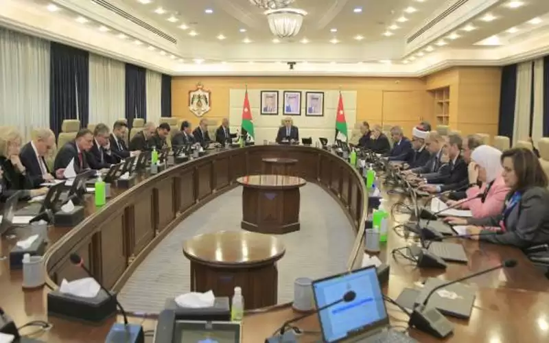 الحكومة تقر نظام حساب التصفية الإجبارية