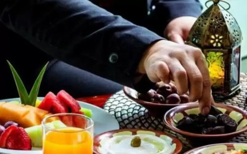 ما حدود الأكل والشرب للصائم إذا
