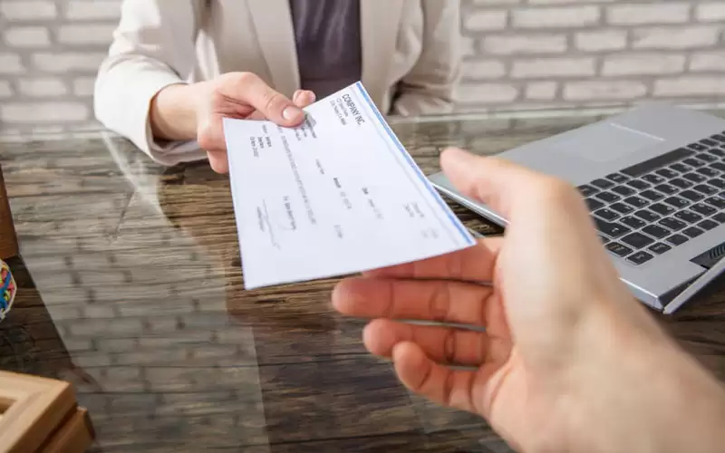 انخفاض قيمة الشيكات المرتجعة في آذار