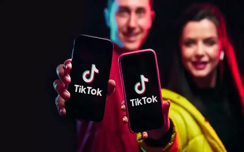 كندا تمنع موظفيها من استخدام تيك