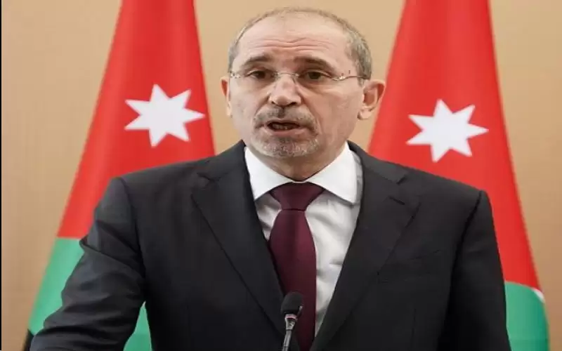 وزير الخارجية يشارك بالاجتماع التشاوري الذي