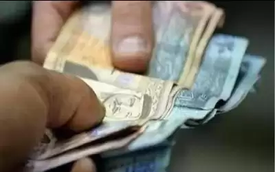 الحاج توفيق: صرف الرواتب بالأردن الثلاثاء