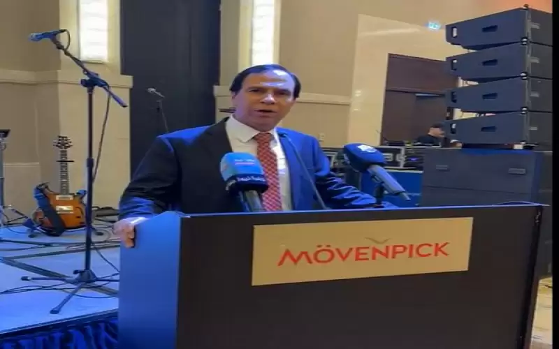 الفنانين تنعش صندوق نقابتها برسوم على