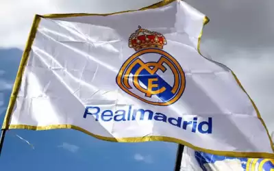 ريال مدريد وآي سي ميلان لنصف