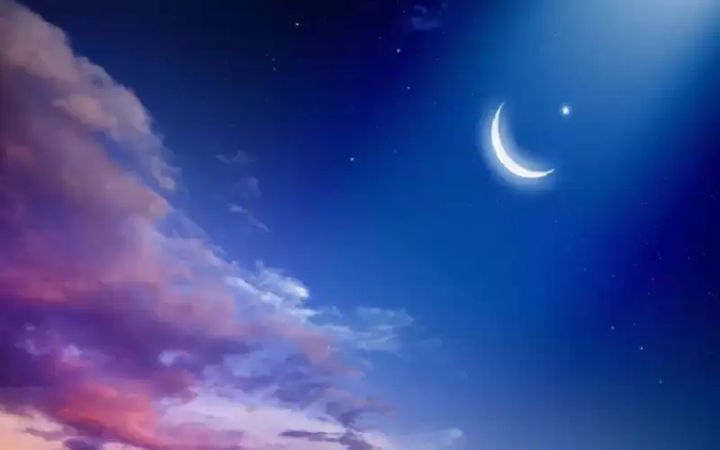 لماذا يقول المتخصصون إن رؤية الهلال