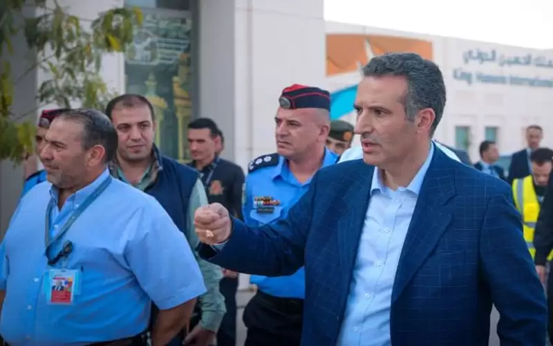 الفايز يؤكد جاهزية مطار الملك حسين