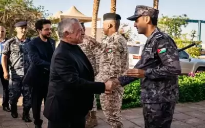 الملك وولي العهد يزوران قيادة القوة