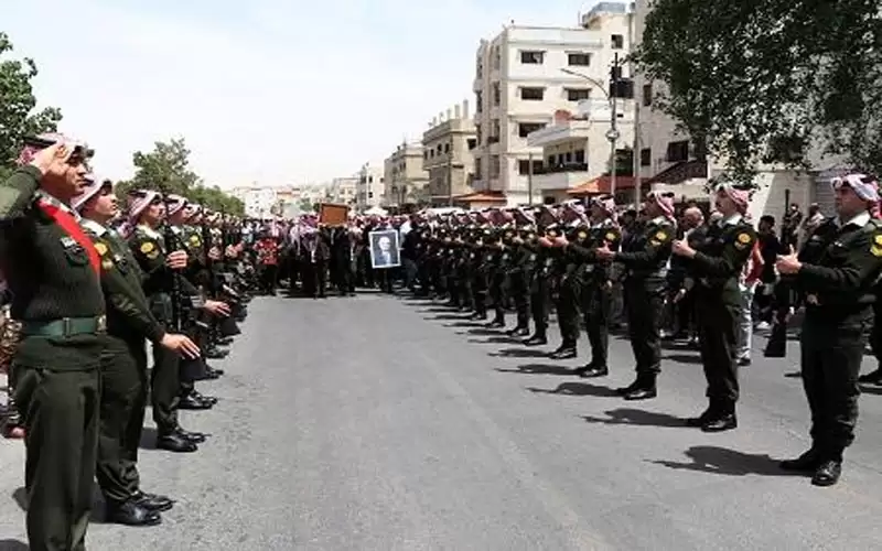 القوات المسلحة تشارك في تشييع بدران