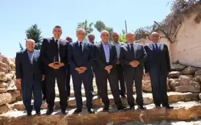 وزير السياحة يتفقد موقع رجم الملفوف