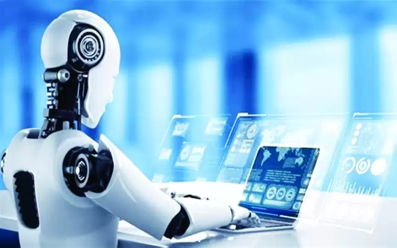 روبوت ينافس تشات جي بي تي