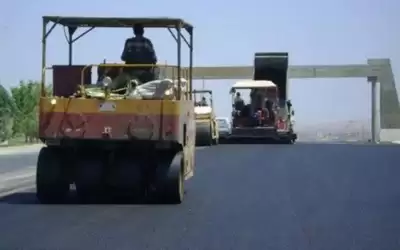 أبوالسمن: نقف على مسافة واحدة من